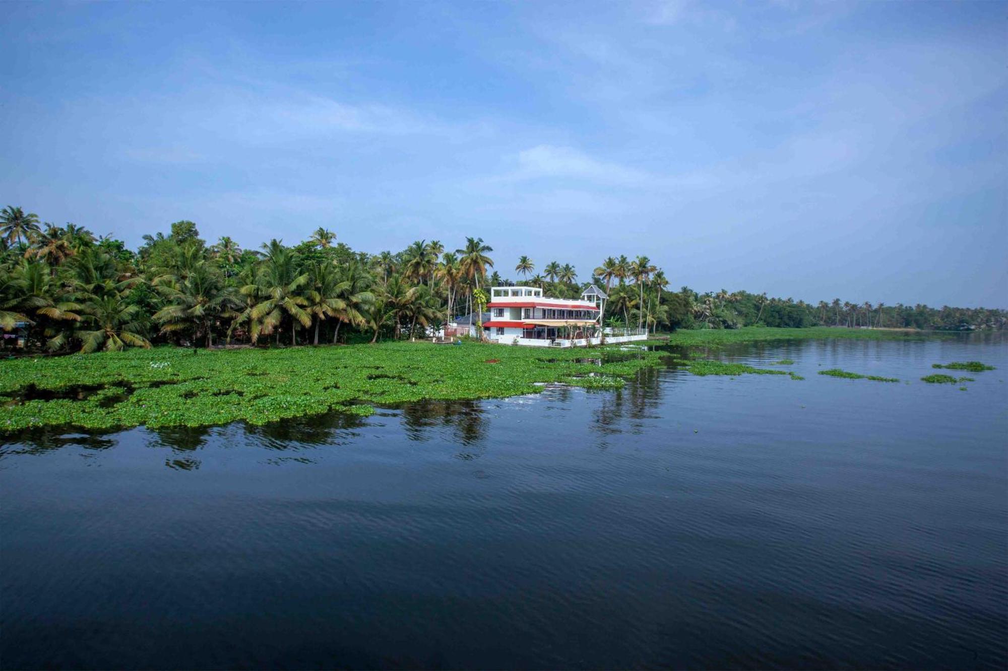 Vembanad Village Backwater Resort Alappuzha Dış mekan fotoğraf