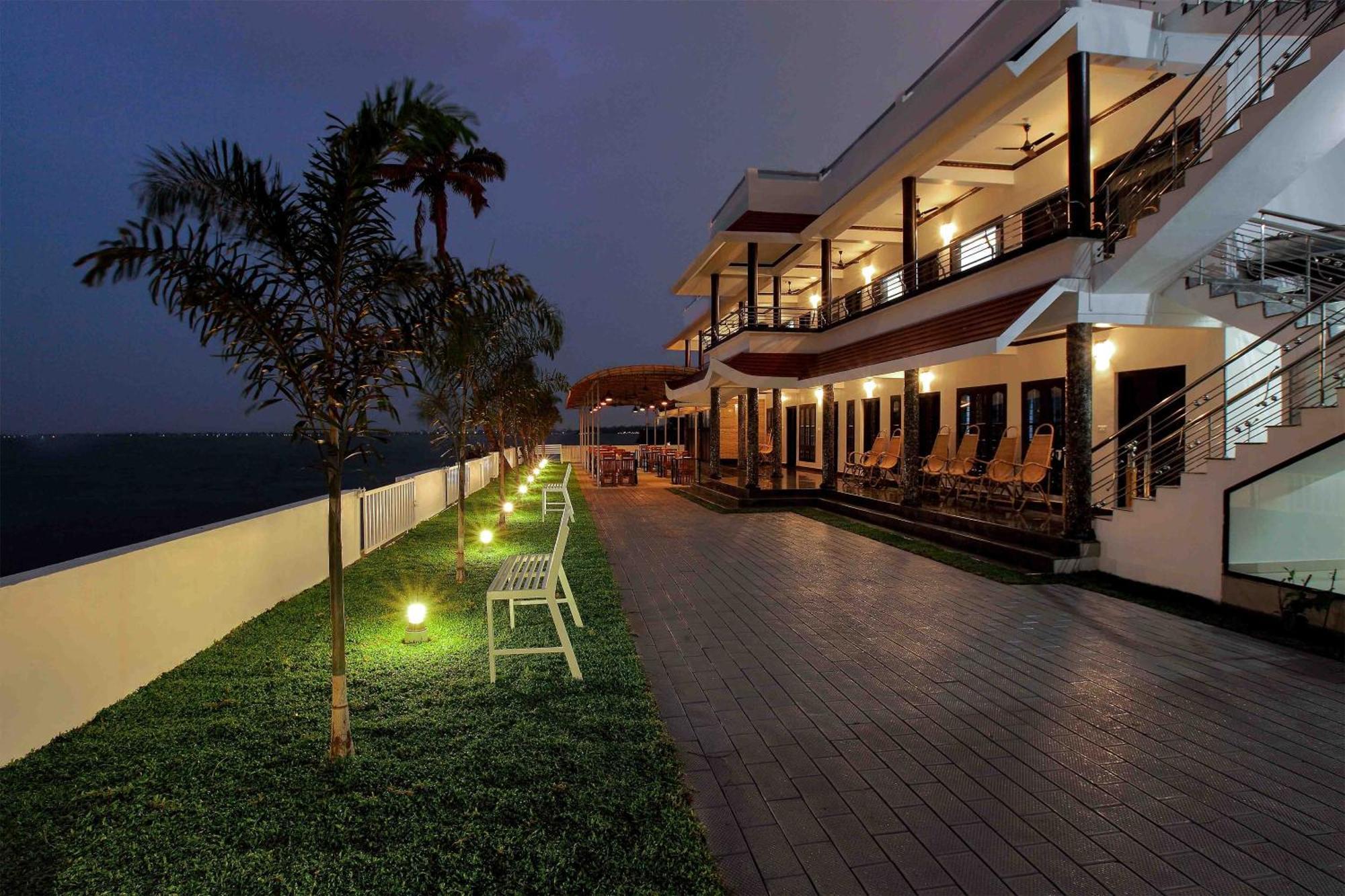 Vembanad Village Backwater Resort Alappuzha Dış mekan fotoğraf
