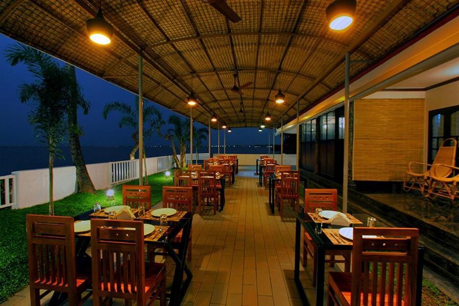 Vembanad Village Backwater Resort Alappuzha Dış mekan fotoğraf
