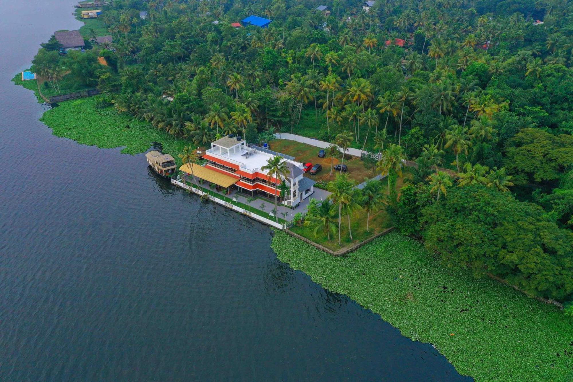 Vembanad Village Backwater Resort Alappuzha Dış mekan fotoğraf