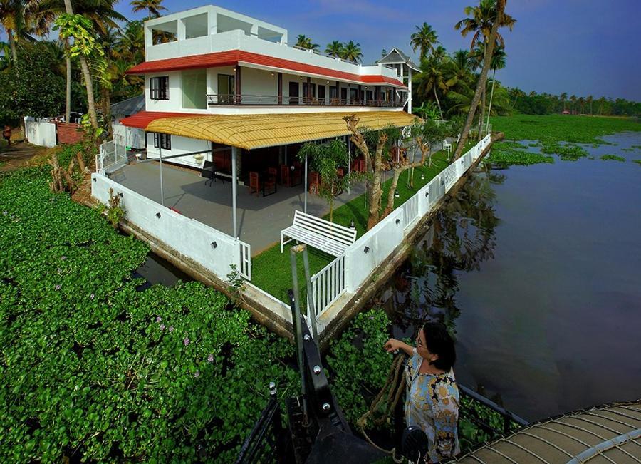 Vembanad Village Backwater Resort Alappuzha Dış mekan fotoğraf